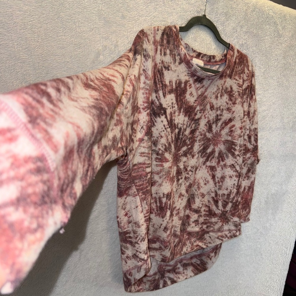 Freeloader Burgundy Cream TieDye Cozy Oversized Pullover Sweatshirt Size M Fall